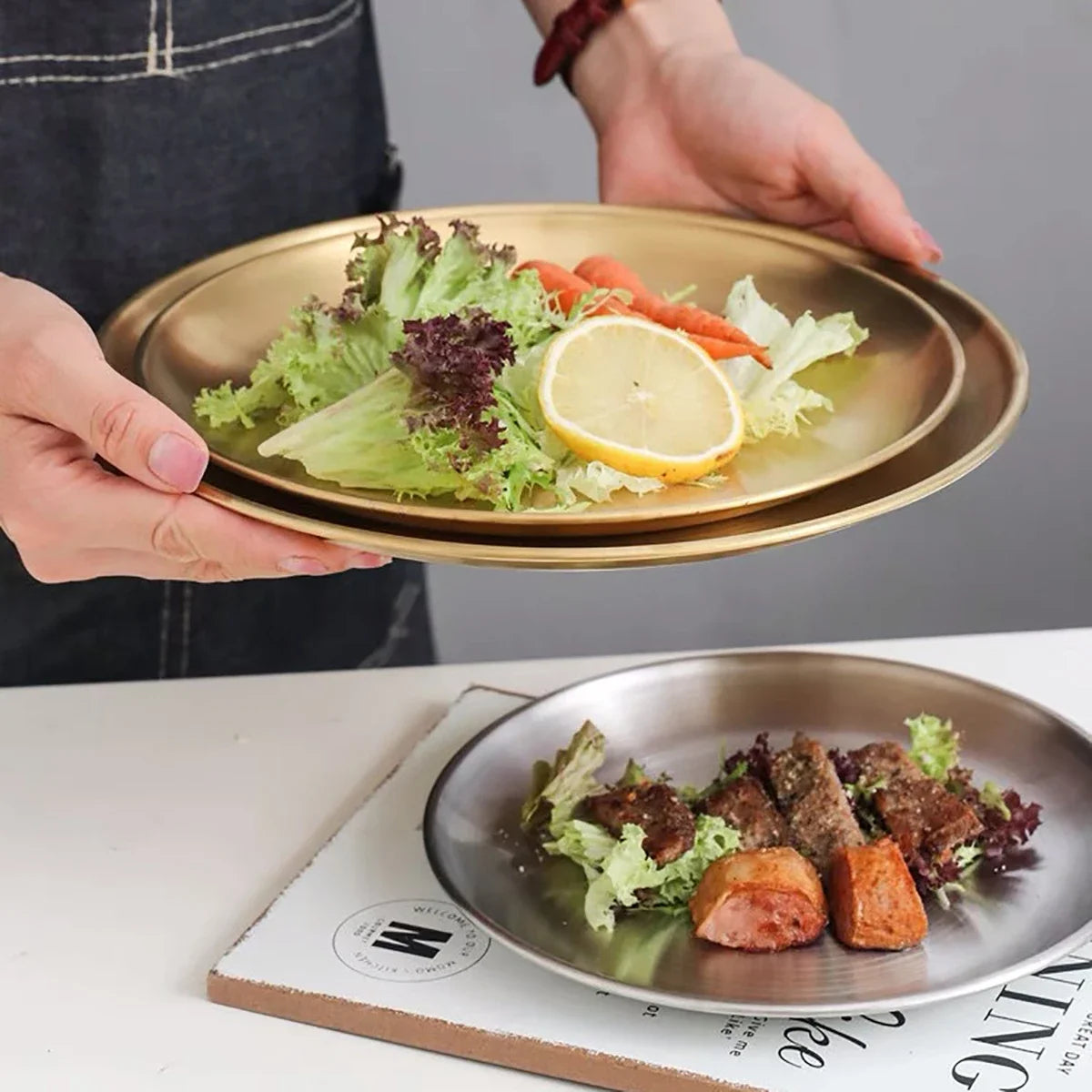 assiette inox
