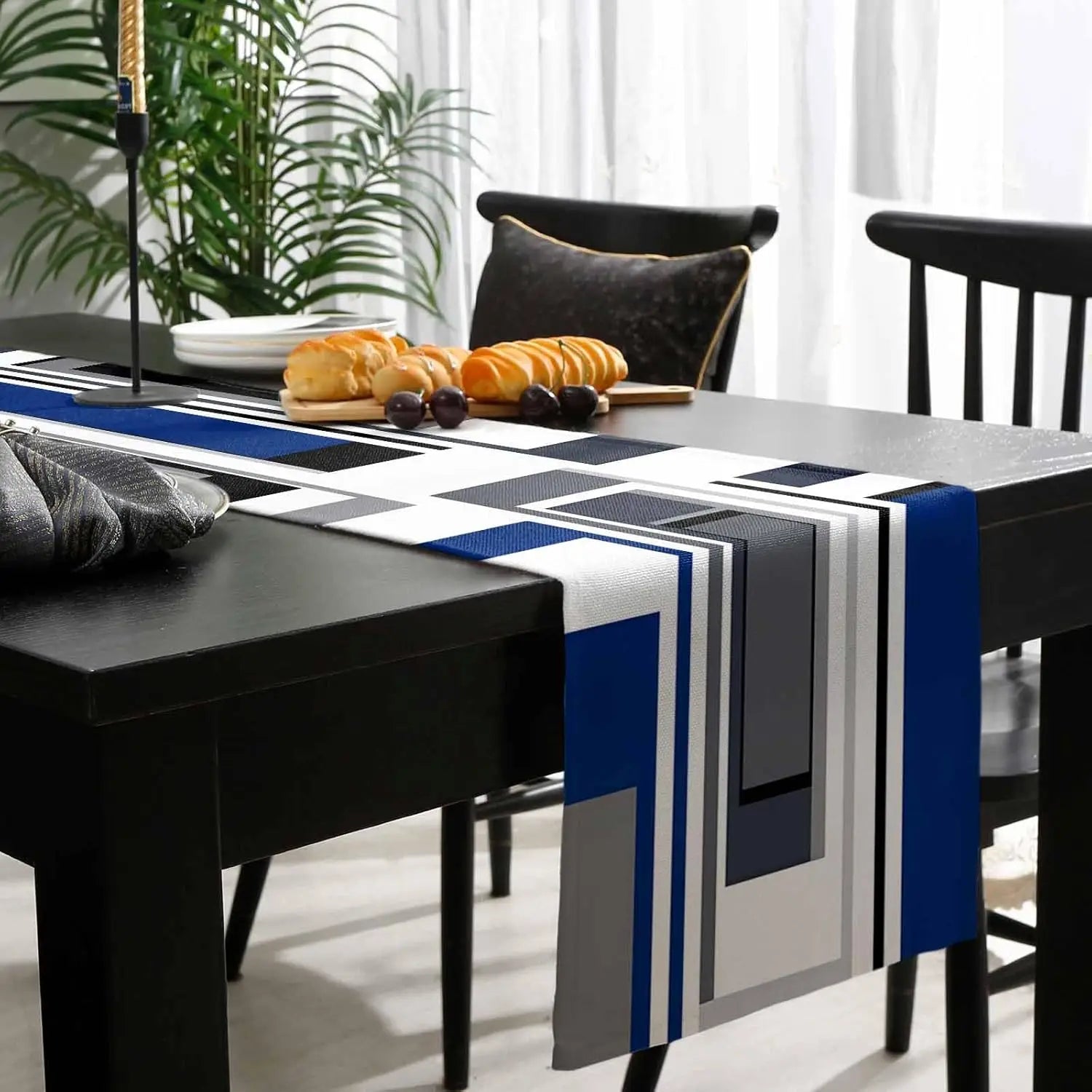 Chemin de Table en Lin | Motifs Géométriques Abstraits Noir, Blanc, Gris et Bleu - Prati - Kitchen