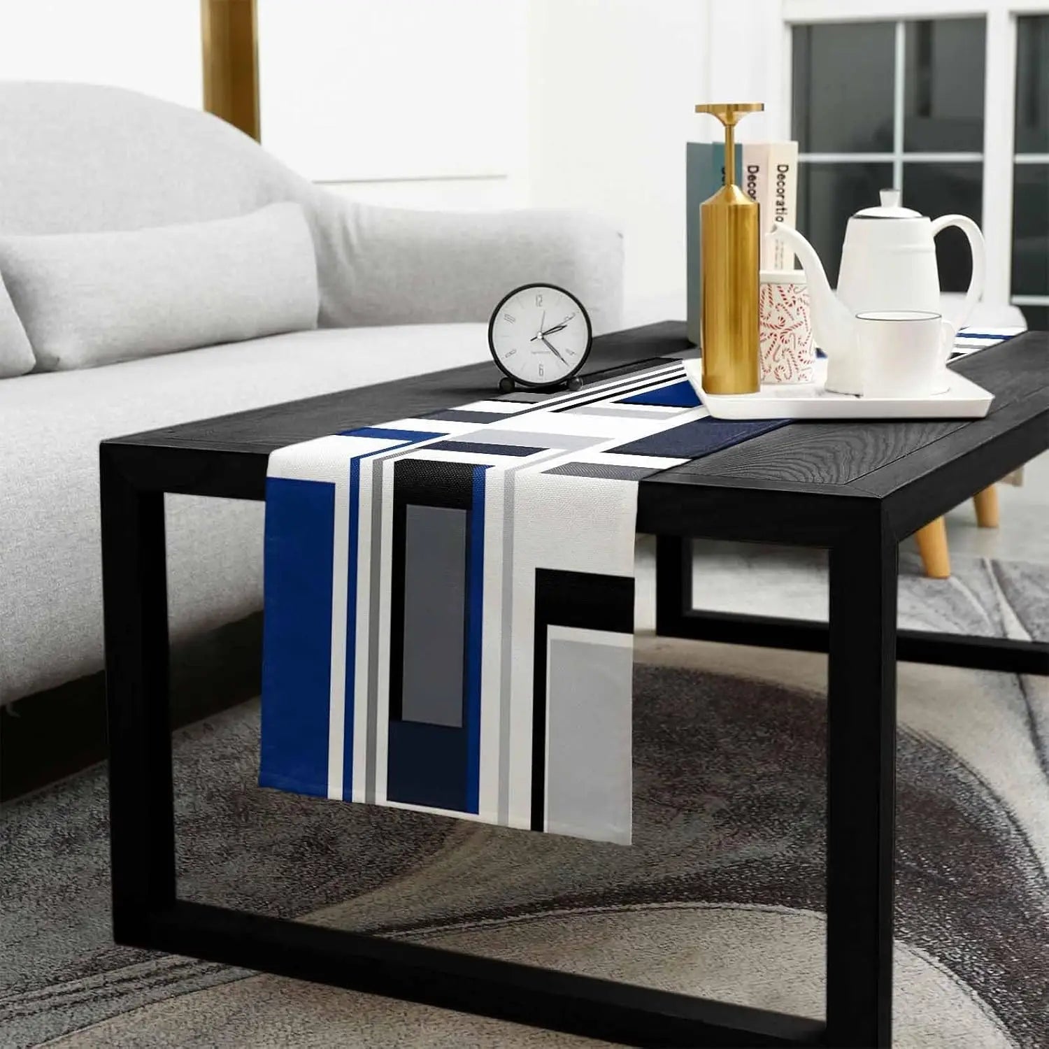 Chemin de Table en Lin | Motifs Géométriques Abstraits Noir, Blanc, Gris et Bleu - Prati - Kitchen