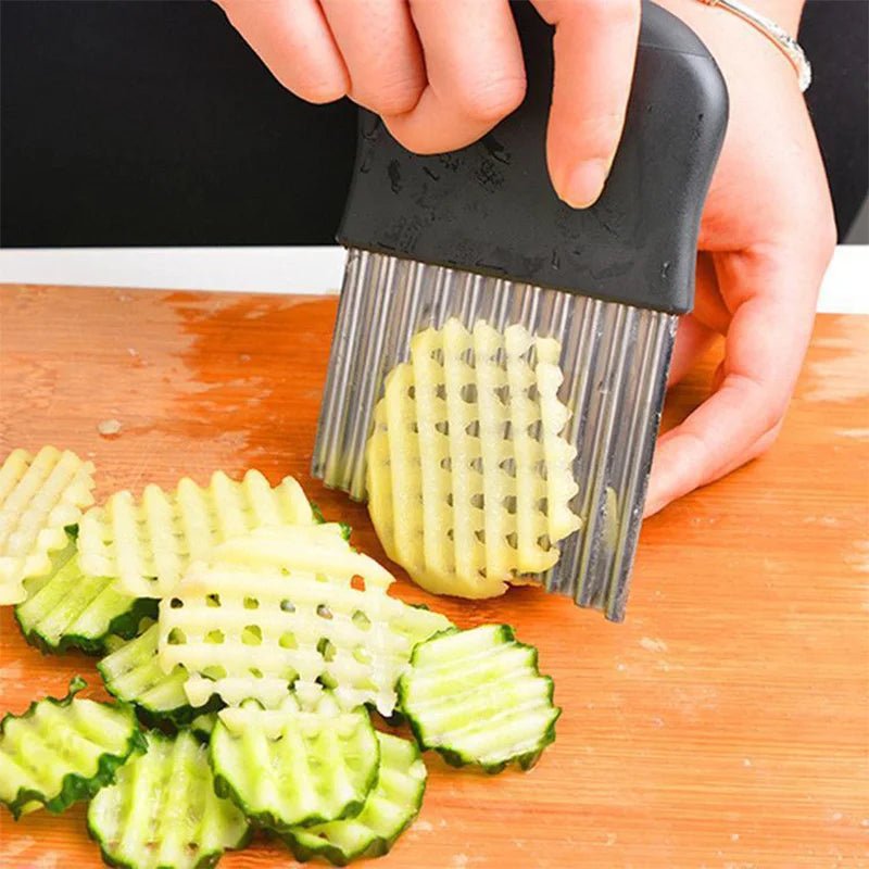 couteau- ondulé- pour- Légumes- et- Frites- Maison | Lame- en- Acier- Inoxydable- et- Manche- Ergonomique- (PP) : découpe- de- chef