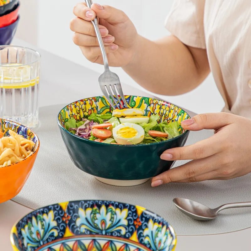 service- de- table- bohème- VANCASSO : salade- dans- un- bol