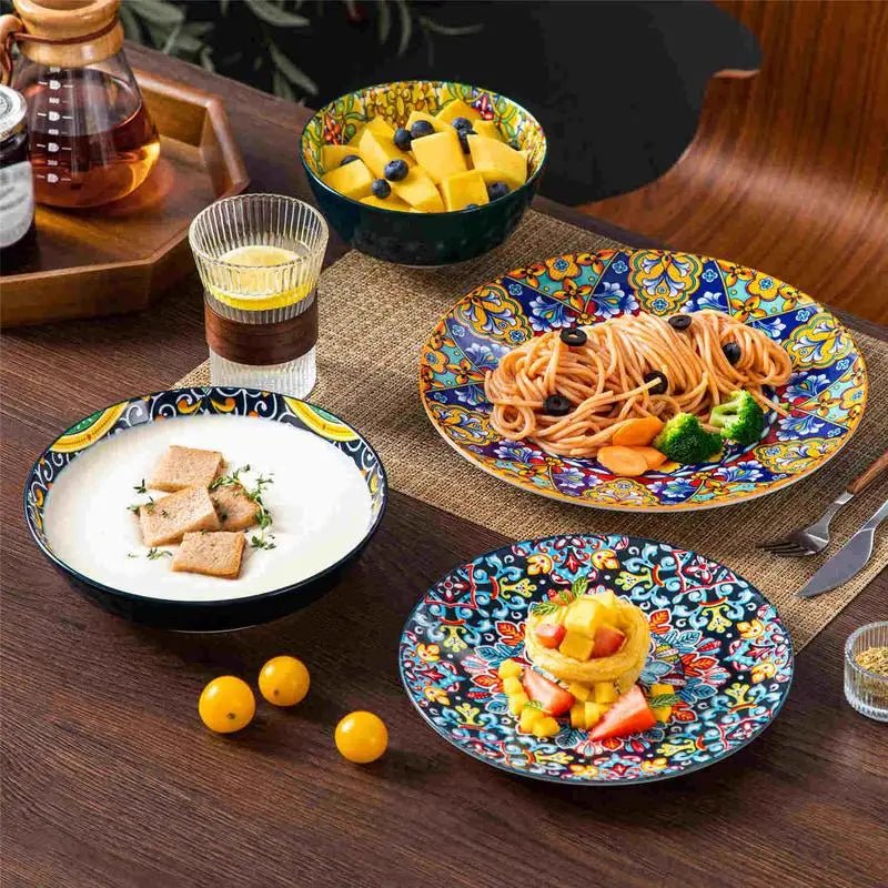 service- de- table- bohème- VANCASSO : salade- pâtes- dessert- dans- les- éléments- du- service- de- table