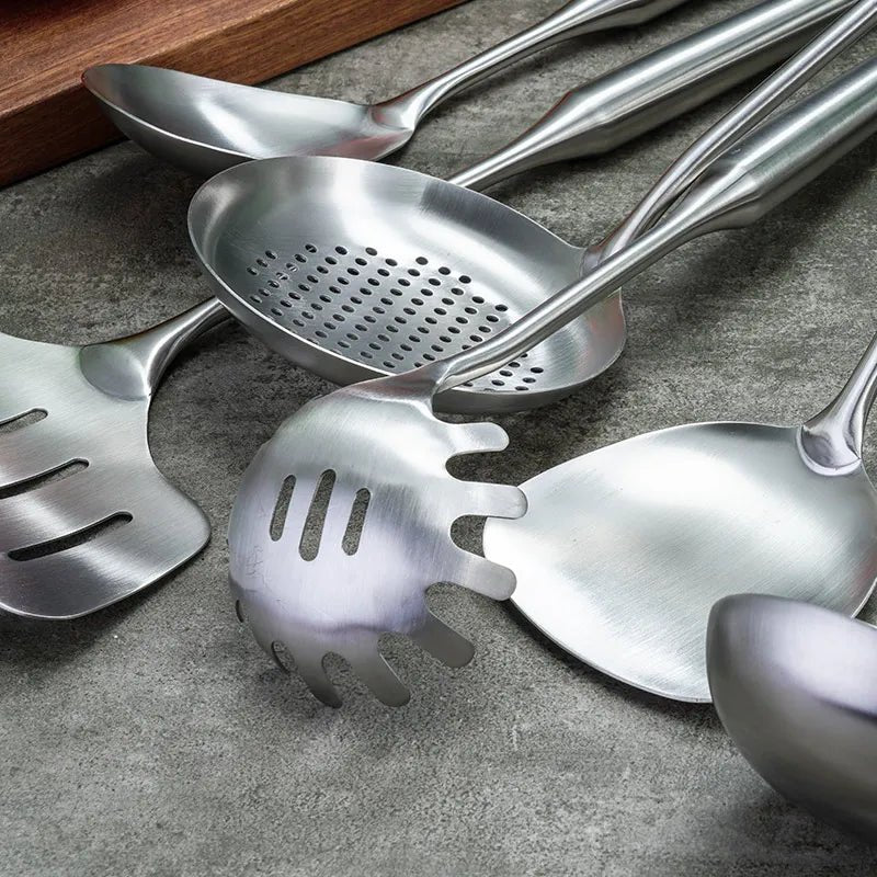 tête des ustensiles de cuisine inox 18/10