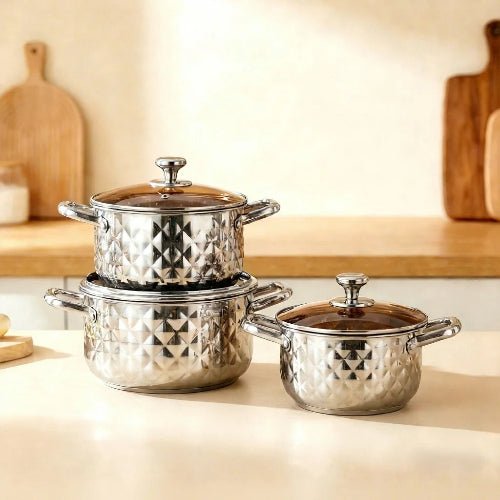 Batterie - de - cuisine - inox - texture -diamant