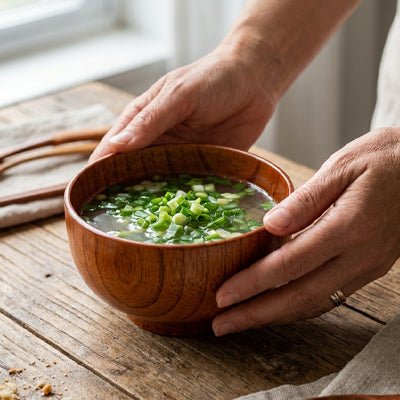 Bol - en - bois - de - jujube - naturel -fabriqué - à - la - main - vaisselle - écologique - avec - de - la - soupe 