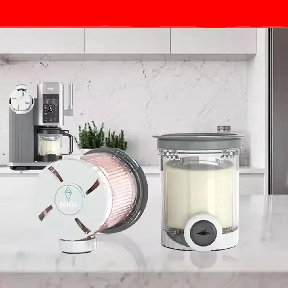 Ninja - CREAMI - 13-en-1 - machine -glace - sorbet - gris - 2 - pots - sur - plan - de - travail