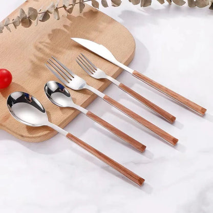 couverts de table - Prati - Kitchen
