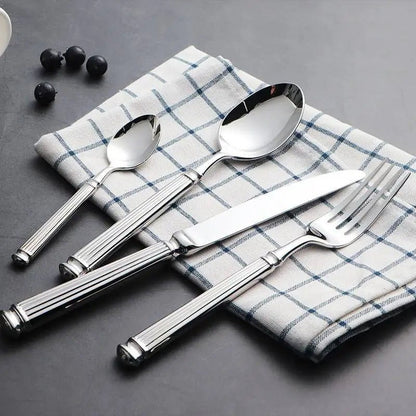 couverts de table - Prati - Kitchen