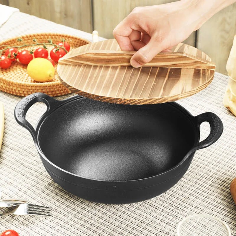 faitout- en- fonte - cocotte- ronde- avec couvercle : couvercle- montrer