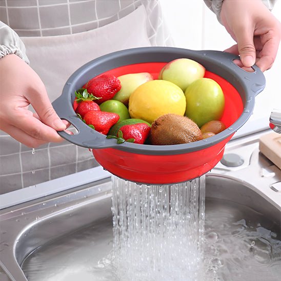 passoire pliable en silicone : avec fruits lavés