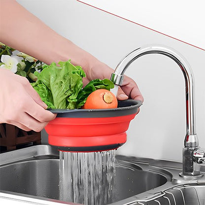 passoire pliable en silicone : sous robinet d'eau