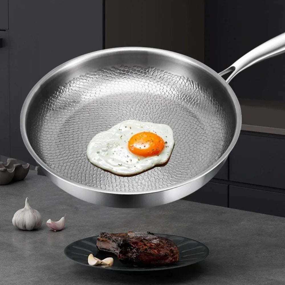 Poêle titane martelé couvercle 26cm - Prati - Kitchen