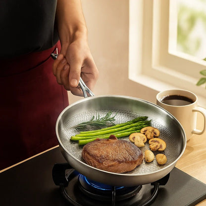 Poêle titane martelé couvercle 26cm - Prati - Kitchen