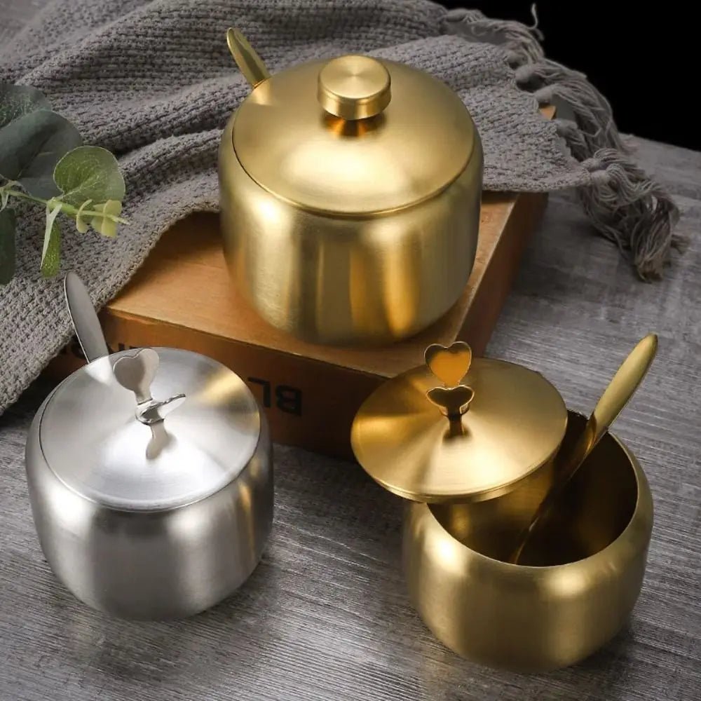 pot à épices ouvert