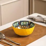 service- de- table- bohème- VANCASSO :bol-jaune- sur- table