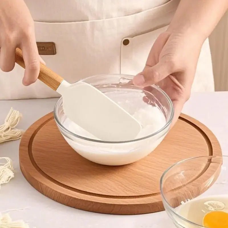 Spatule de cuisine en silicone platine et manche en bois | Résistante à la chaleur - Prati - Kitchen