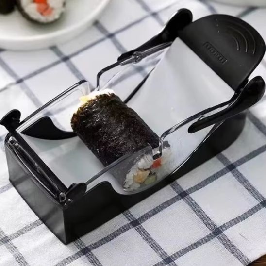 sushi sur appareil à sushi