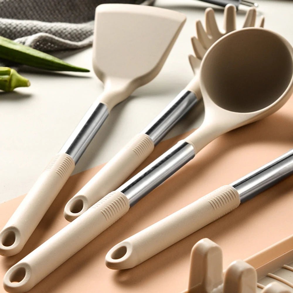 ustensile silicone sur table